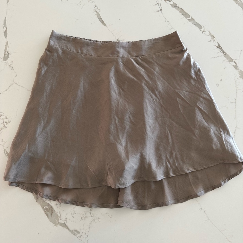 NWT Satin skirt